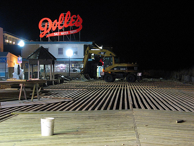 rehoboth_beach_timber_boardwalk_stringers_and_planks-resized-600