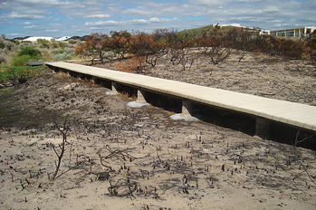 Concrete boardwalk after bushfire comet bay permatrak resized 600