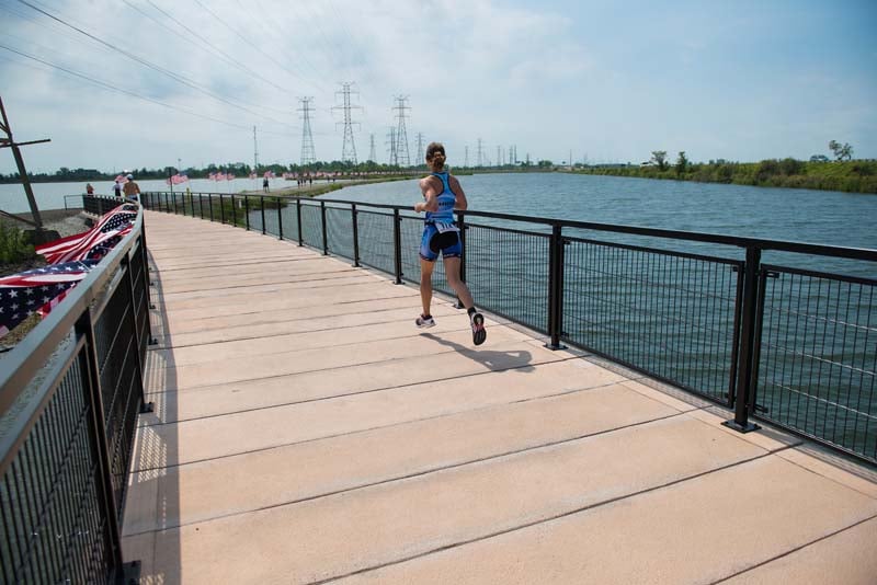 Wolf_Lake_boardwalk