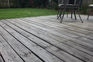 wood deck backyard resized 600