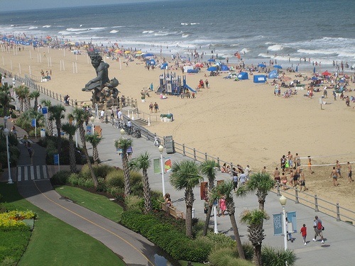 Virginia_Beach_Boardwalk