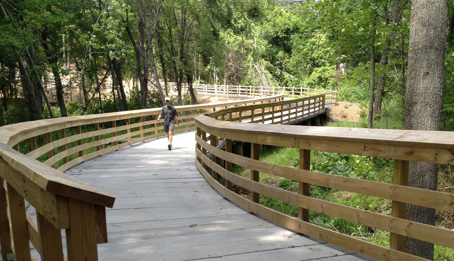 PermaTrak Curving Boardwalk - Glastonbury.jpg