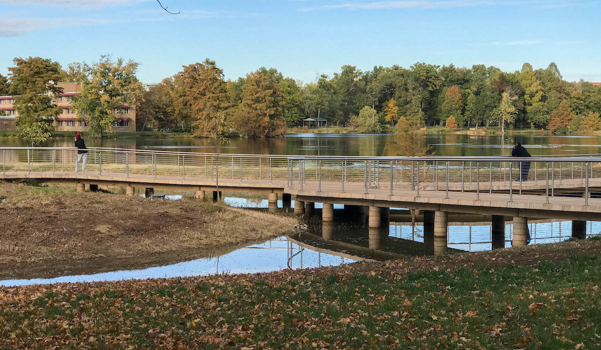 SIU_Campus_Lake_Boardwalk_10.jpg