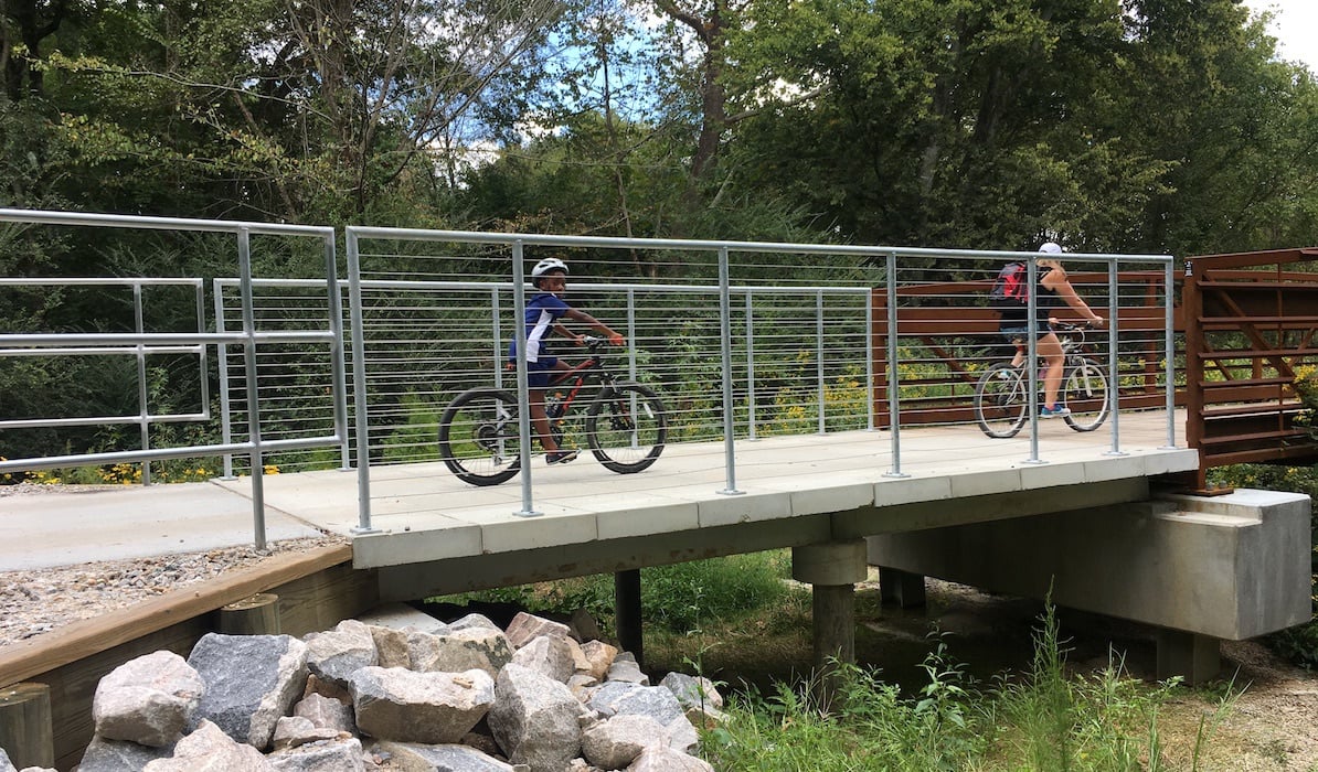 Smith-and-Sanford-Greenway-Pedestrian-Bridges-3.jpg