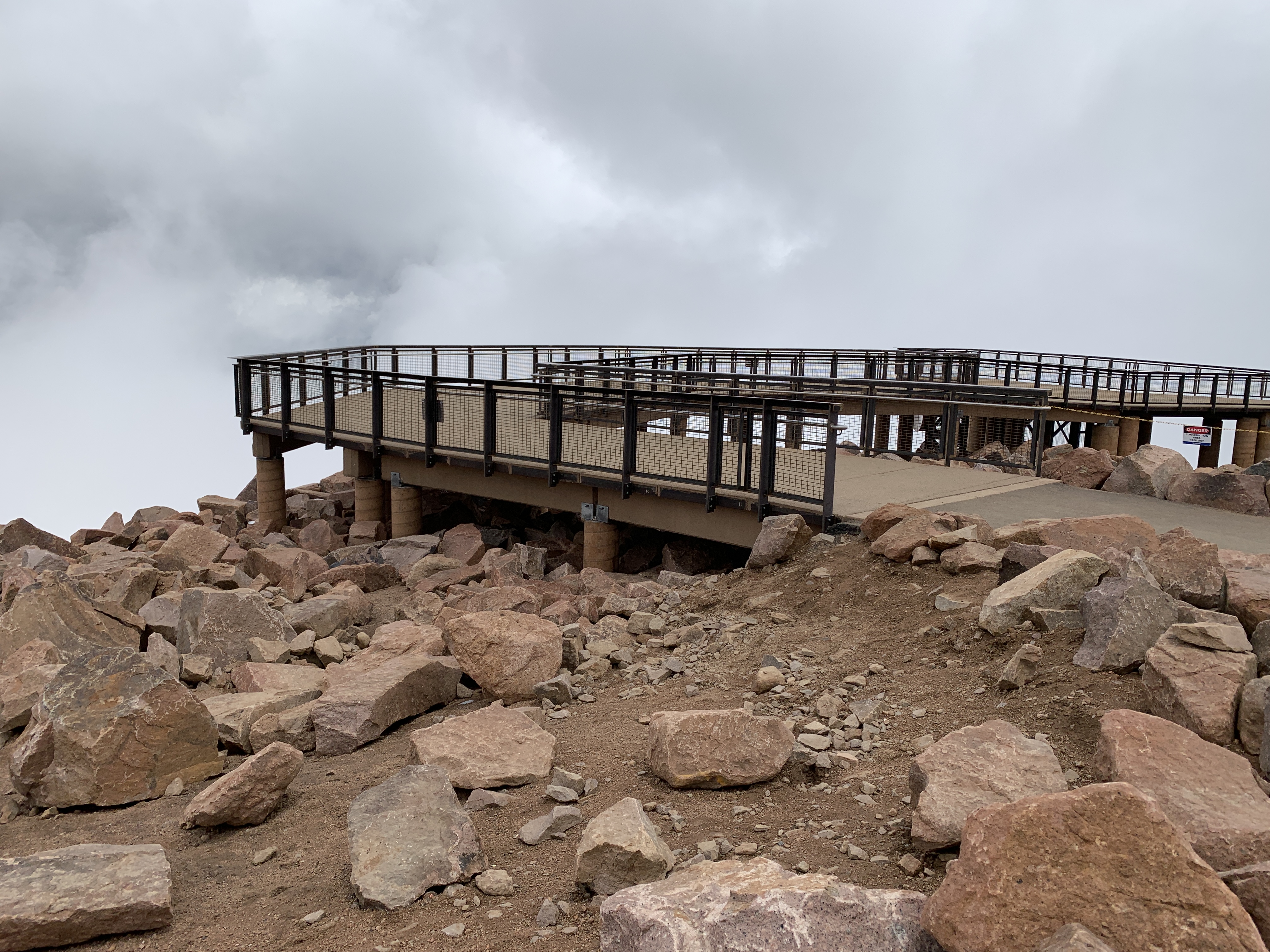 pikes peak summit complex boardwalk