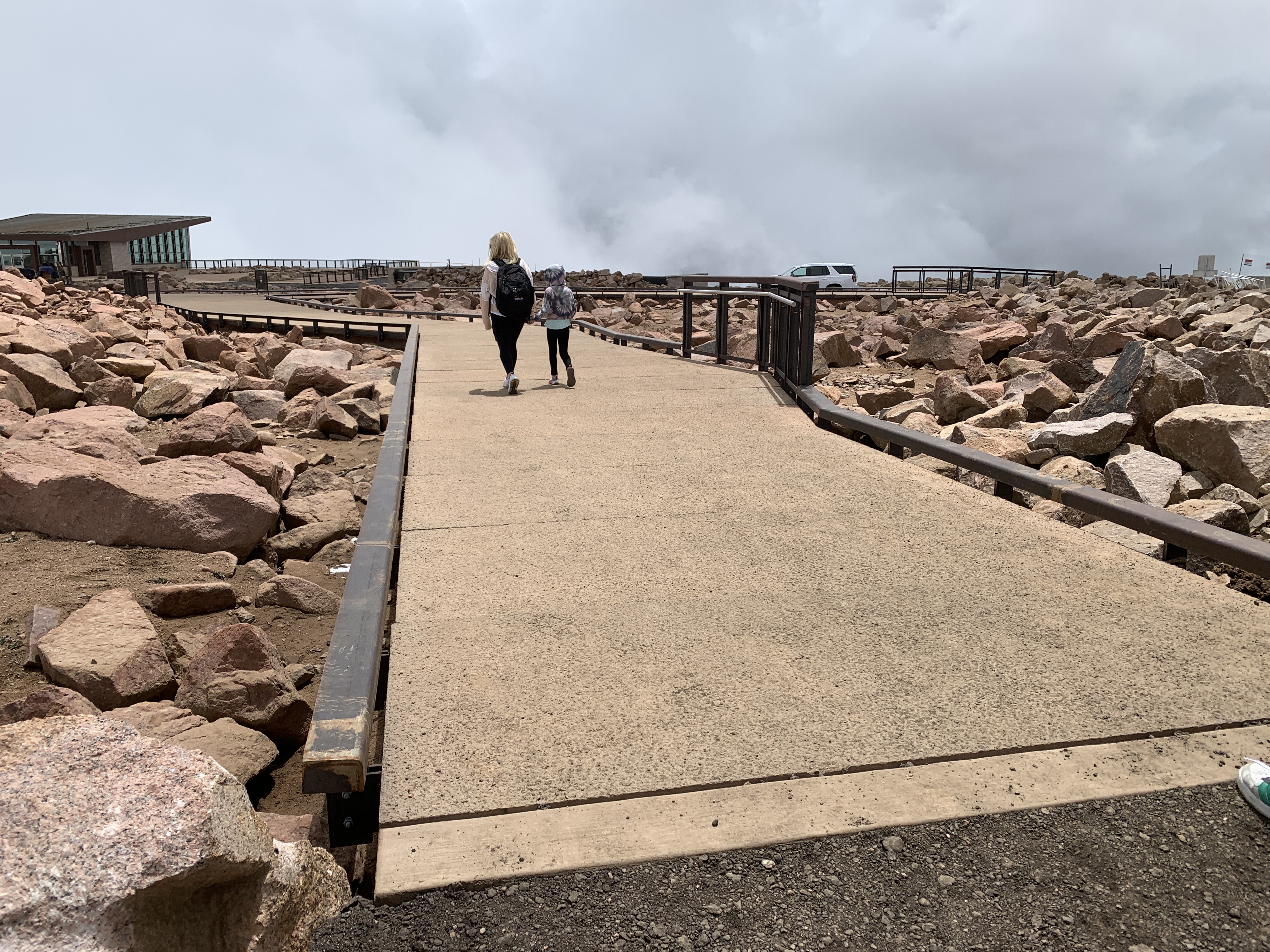 pikes peak summit complex boardwalk